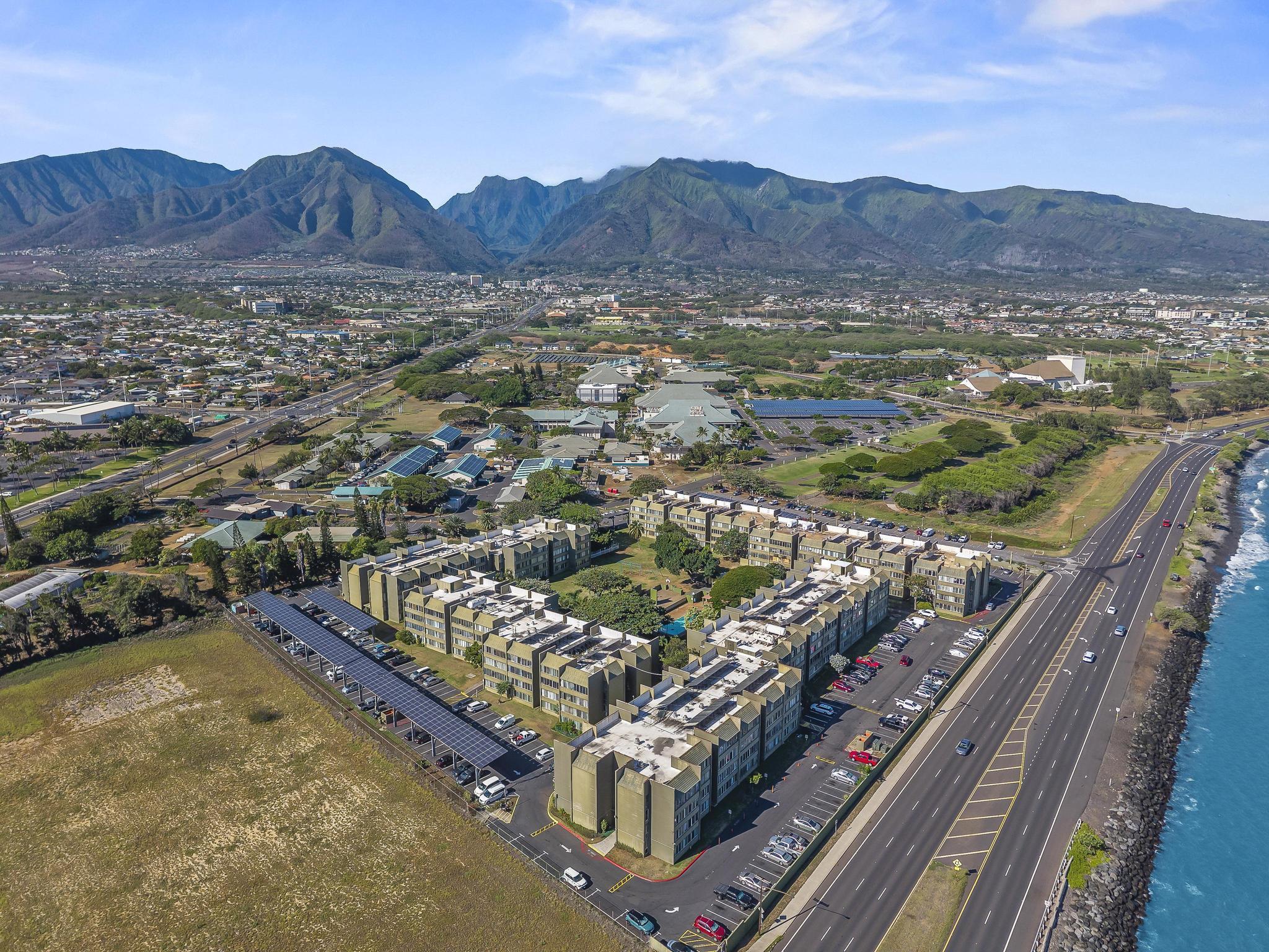 111 Kahului Beach Road, Unit D406 Kahului, HI 96732 - Photo 30 of 30 a view of city and mountain