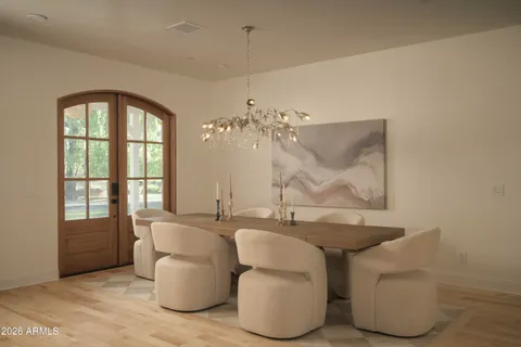 $4,250,000 | 32 West Linger Lane, Phoenix, AZ 85021