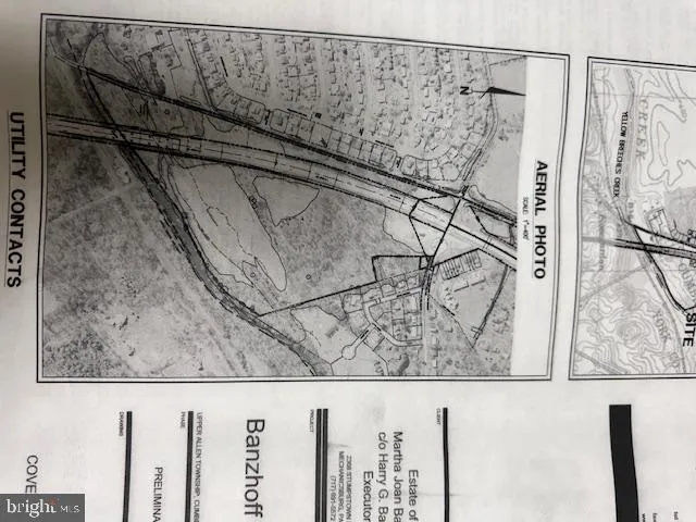 a black and white photo of a room