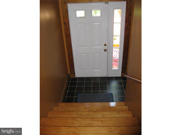 232 Fenwick Road Mannington, NJ 08098 - Photo 17 of 20 Foyer