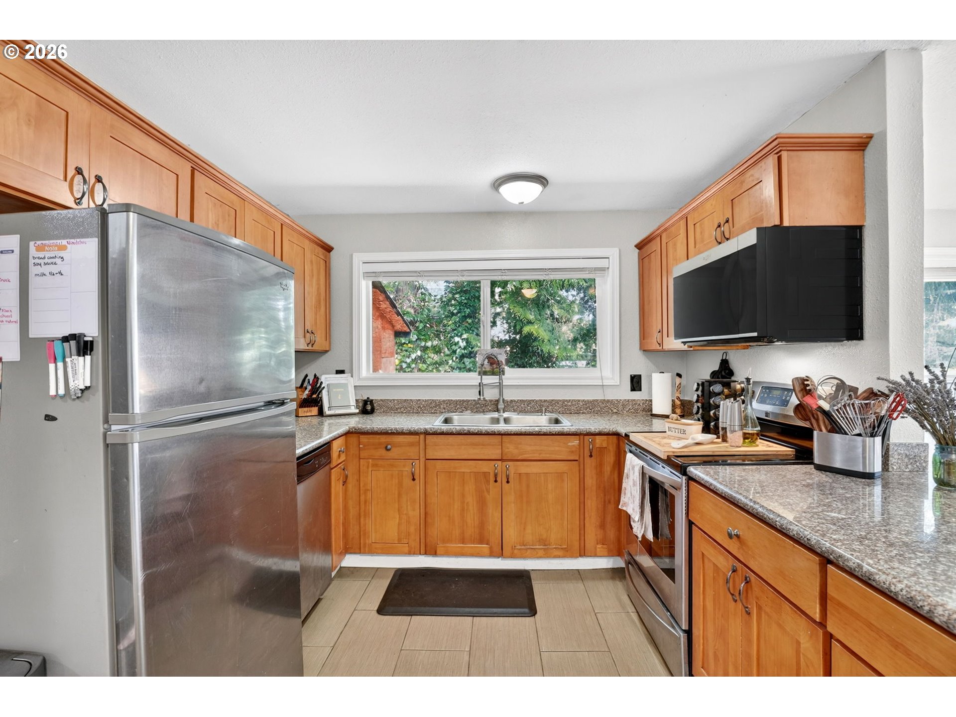 1609 Southeast 148th Avenue Portland, OR 97233 - Photo 8 of 38