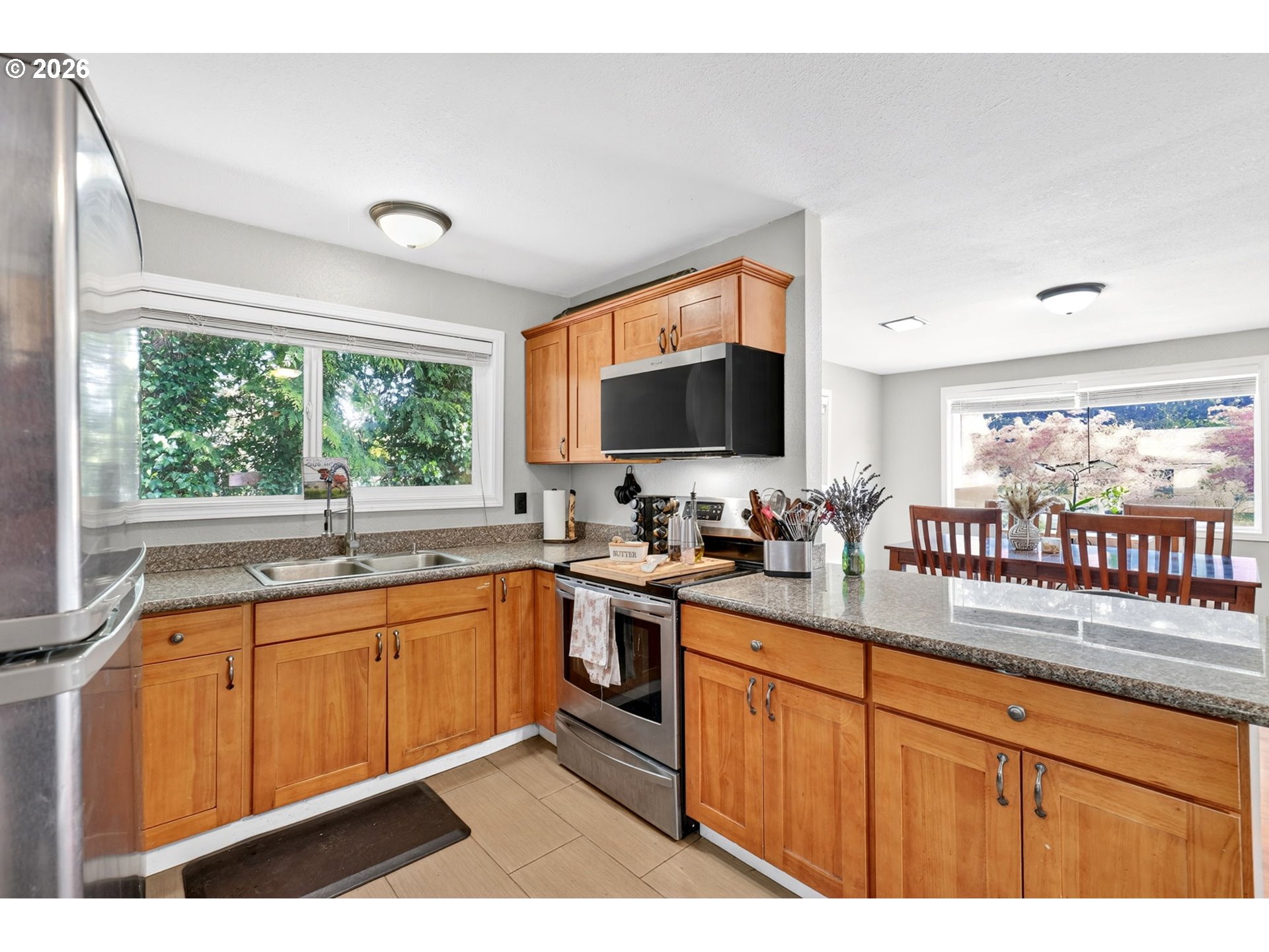 1609 Southeast 148th Avenue Portland, OR 97233 - Photo 9 of 38