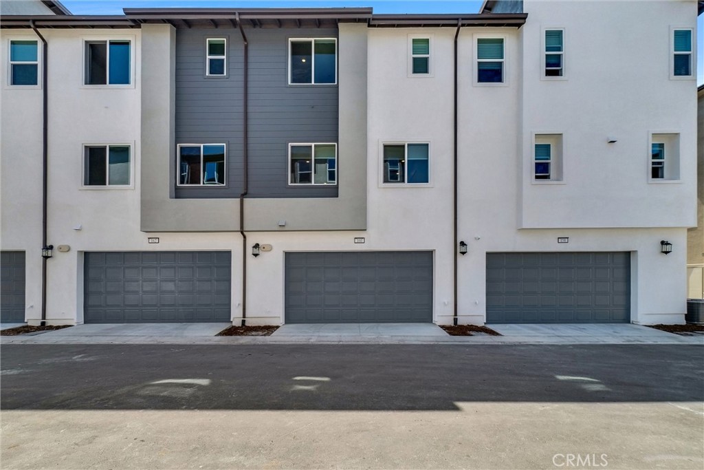 160 Restore Irvine, CA 92618 - Photo 38 of 50