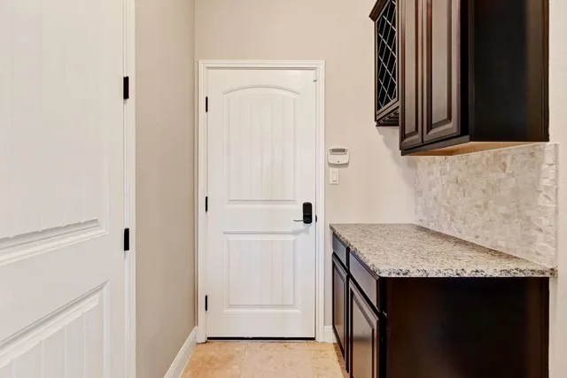 $950,000 | 103 Tonkawa Trail West, Lakeway, TX 78738