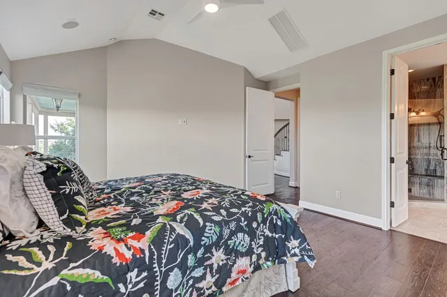 $950,000 | 103 Tonkawa Trail West, Lakeway, TX 78738