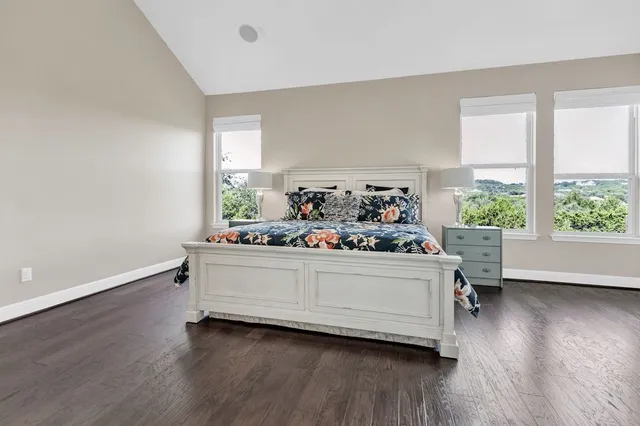 $950,000 | 103 Tonkawa Trail West, Lakeway, TX 78738