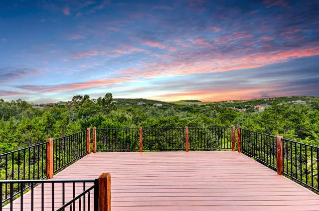 $950,000 | 103 Tonkawa Trail West, Lakeway, TX 78738