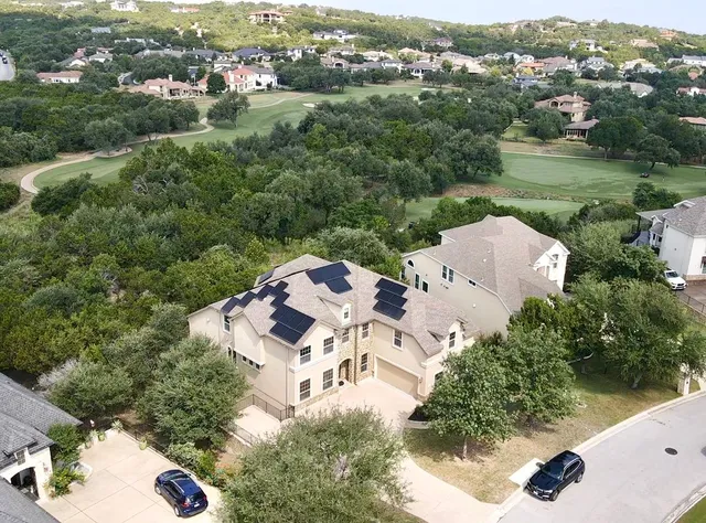 $950,000 | 103 Tonkawa Trail West, Lakeway, TX 78738