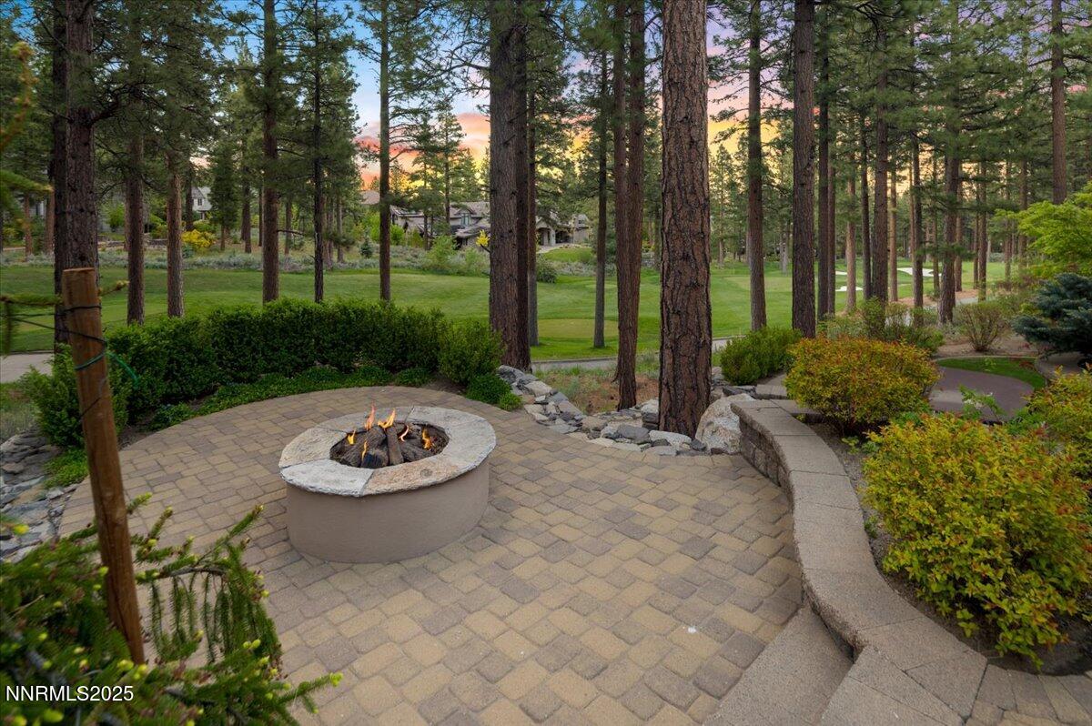 6090 Lake Geneva Drive Reno, NV 89511 - Photo 33 of 40 08-DSC_2608