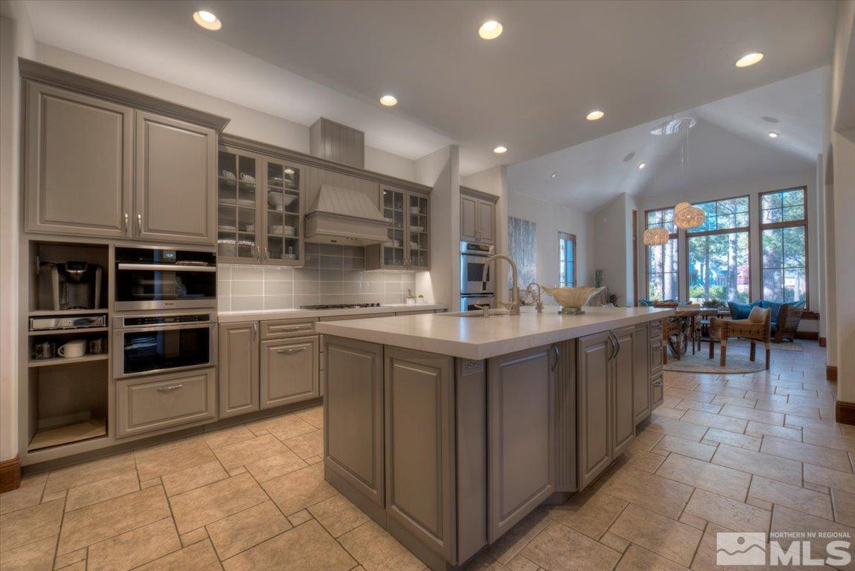 6090 Lake Geneva Drive Reno, NV 89511 - Photo 10 of 40 Photo 15