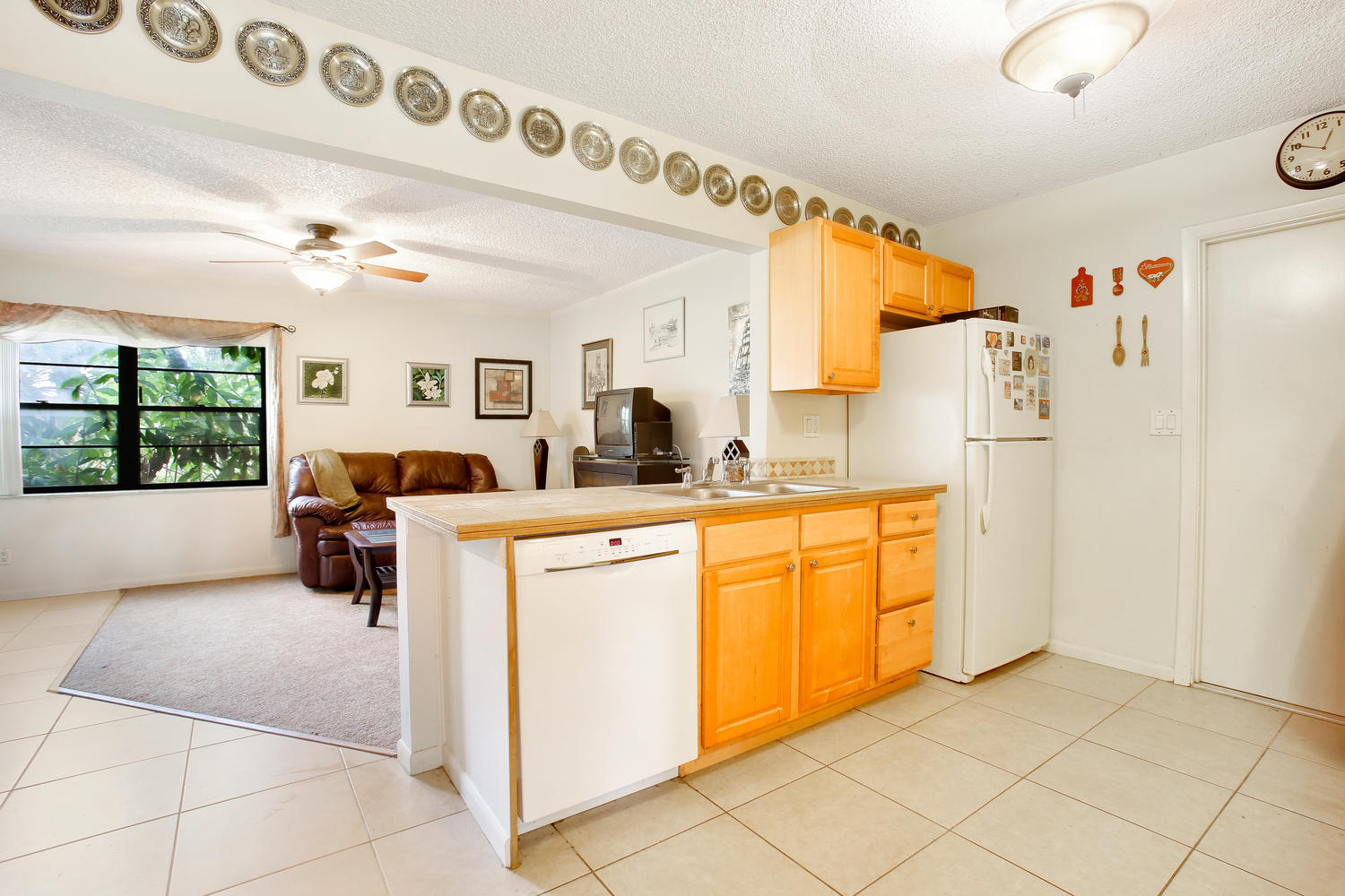 9548 Saddlebrook Drive Boca Raton, FL 33496 - Photo 4 of 20 Kitchen-1500x1000-72dpi
