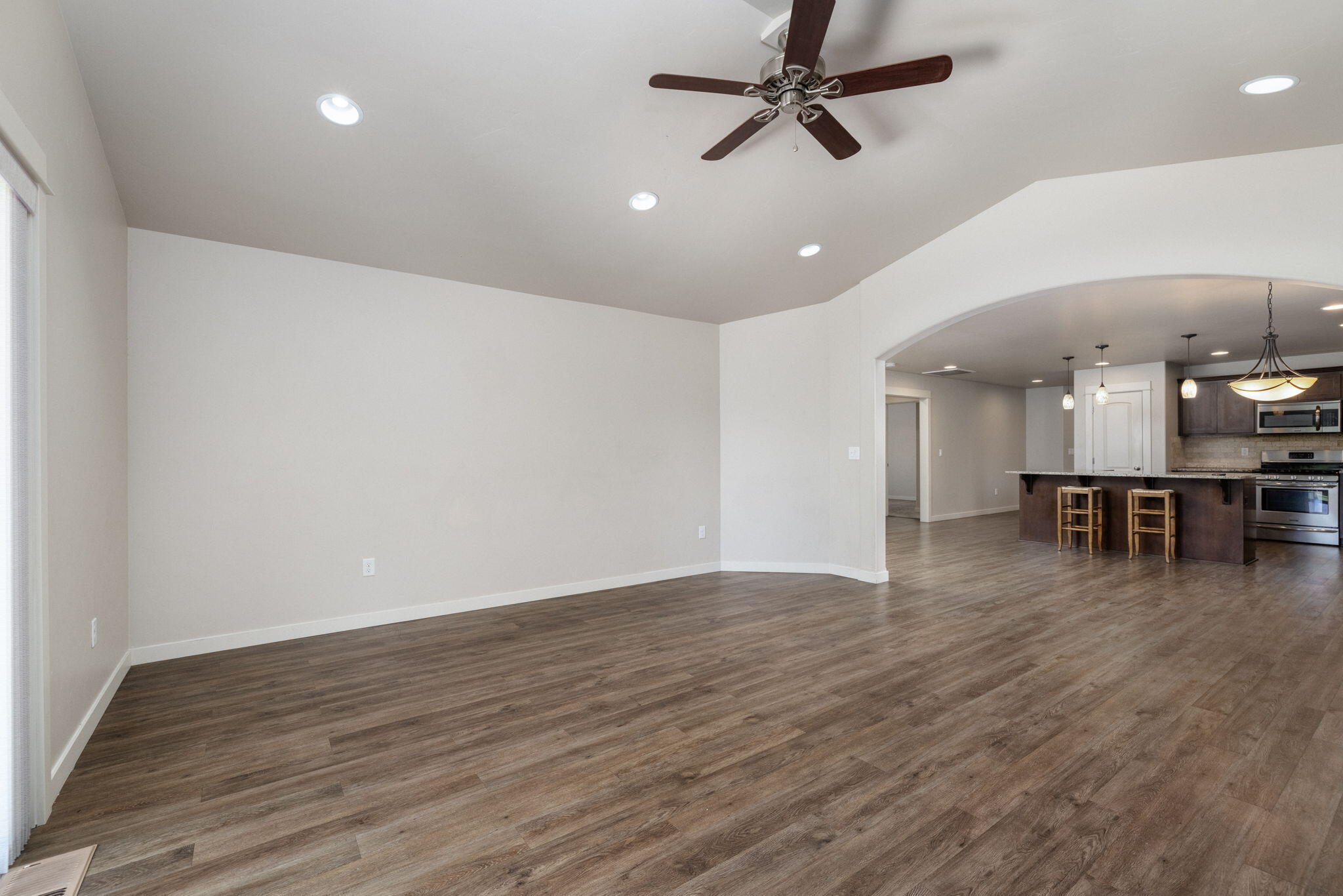 21189 Capella Place Bend, OR 97702 - Photo 10 of 31