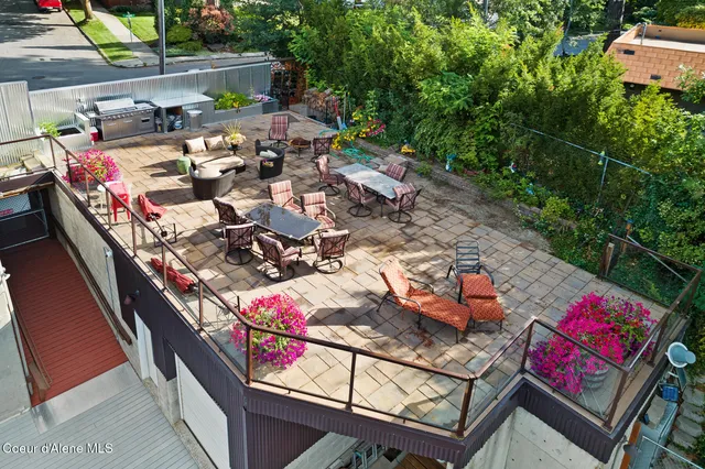 $215,000 | 1100 East Lakeshore Drive, Coeur D'Alene, ID 83814