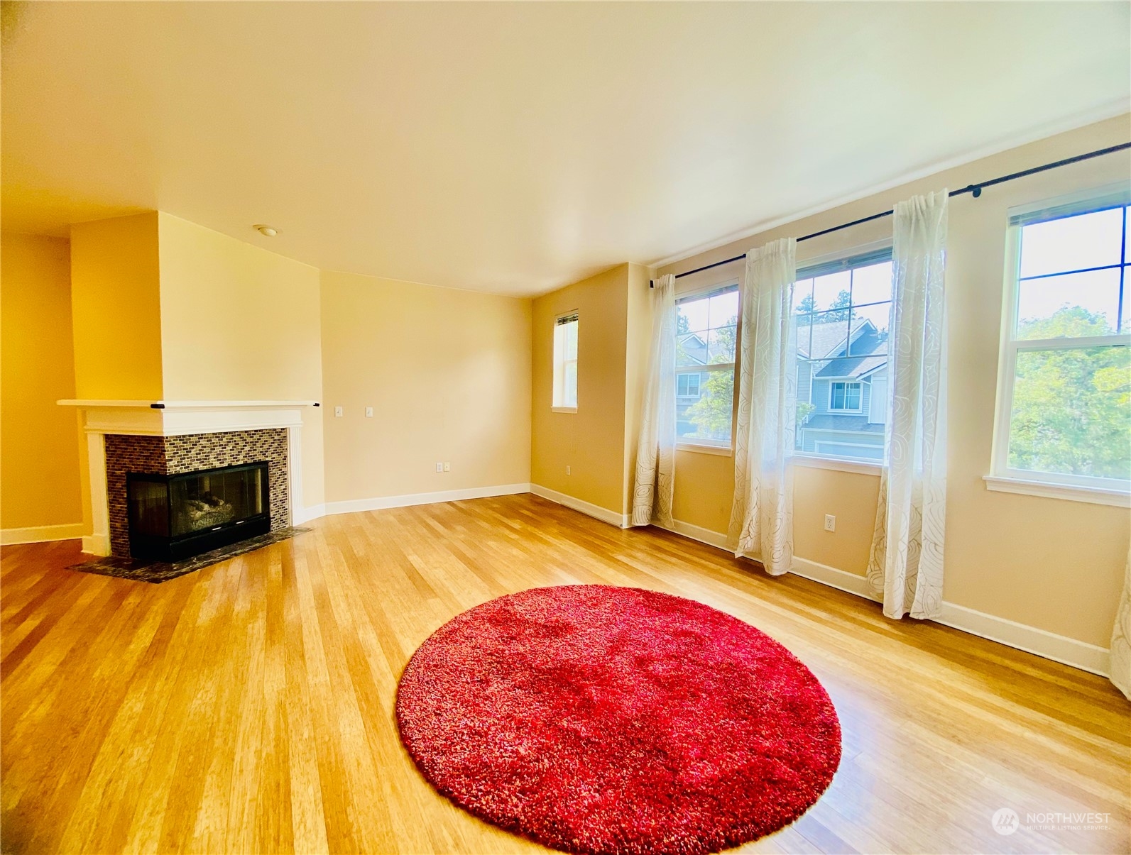 5014 Lake Place South, Unit A Renton, WA 98055 - Photo 5 of 21 Gallery Image 5