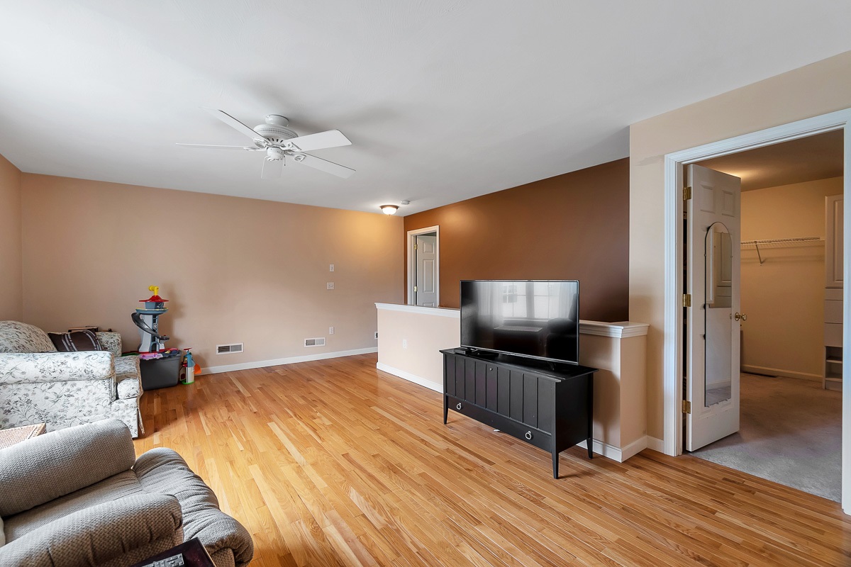 76 Pleasant Street Windham, NH 03087 - Photo 20 of 40 Gallery Image 20