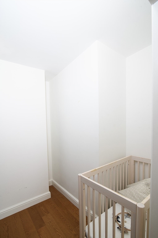 65 East India Row, Unit 9C Boston, MA 02110 - Photo 20 of 40 a view of an empty room