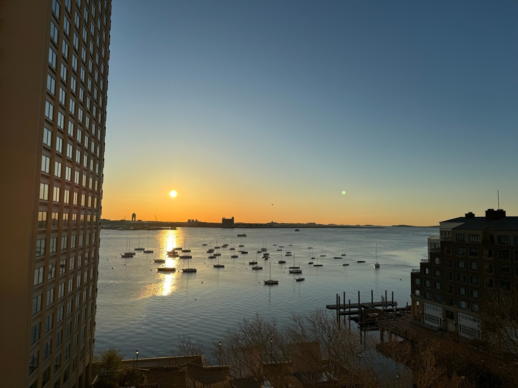 65 East India Row, Unit 9C Boston, MA 02110 - Photo 34 of 40