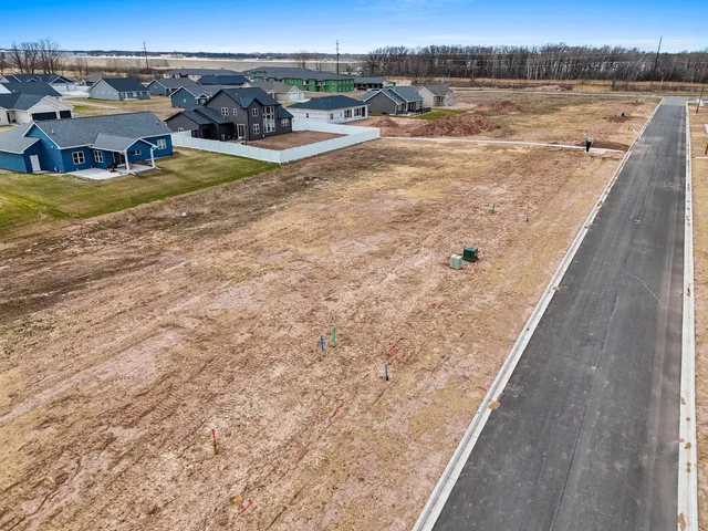 $74,900 | 385 Brookline Avenue, Unit 232, De Pere, WI 54115