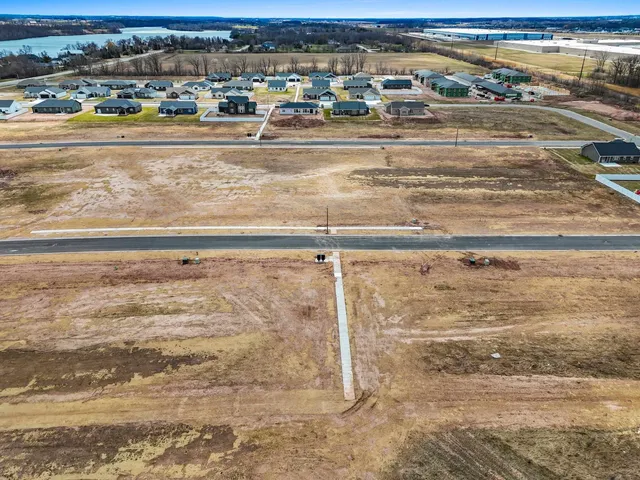 $74,900 | 385 Brookline Avenue, Unit 232, De Pere, WI 54115