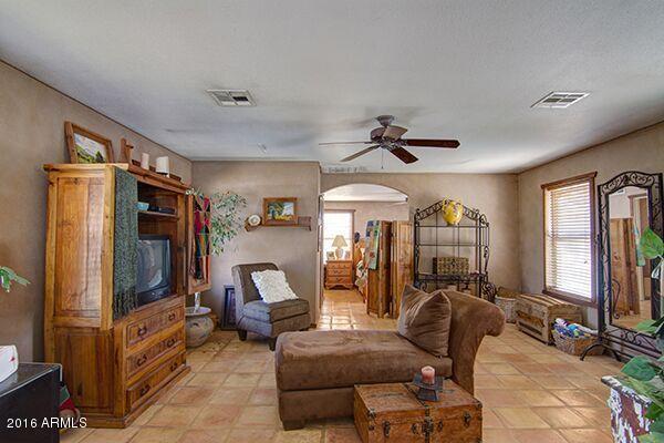 16805 South Greenfield Road Gilbert, AZ 85295 - Photo 17 of 31 Guest house