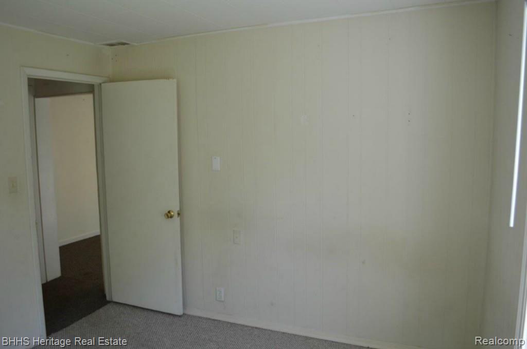 4075 Seim Road Howell, MI 48843 - Photo 17 of 22 38537.jpg