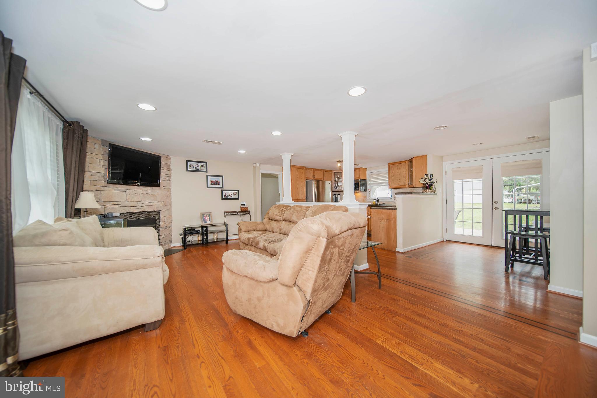38 Meadow Road New Castle, DE 19720 - Photo 8 of 30 Family Room