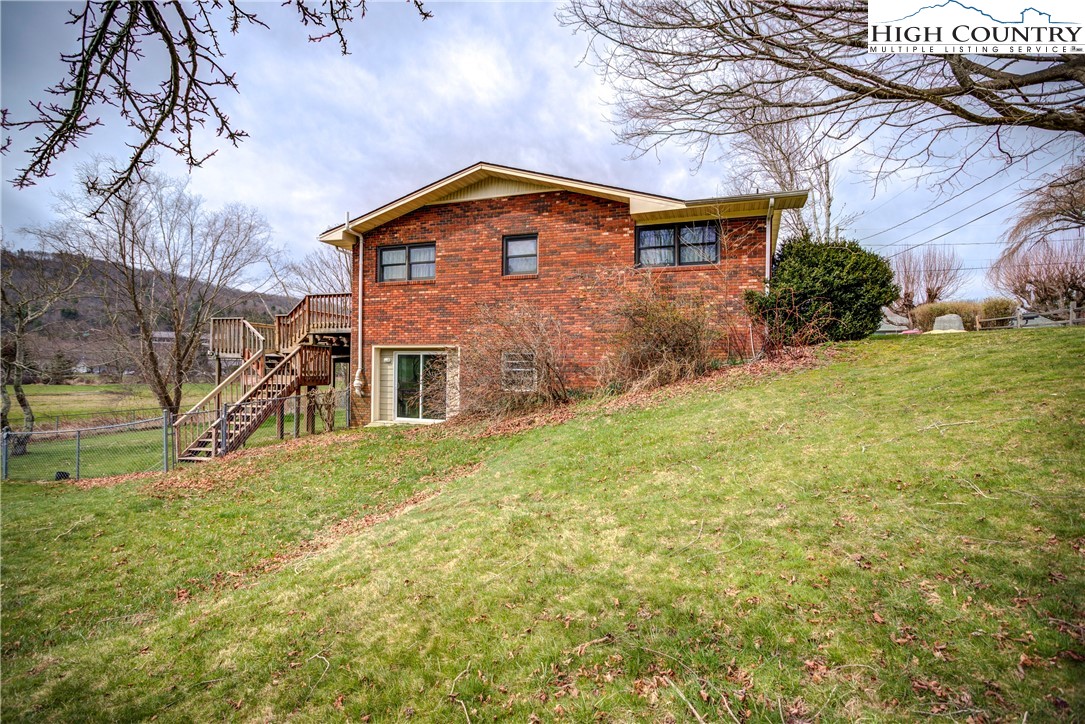 304 Evergreen Lane Boone, NC 28607 - Photo 3 of 50