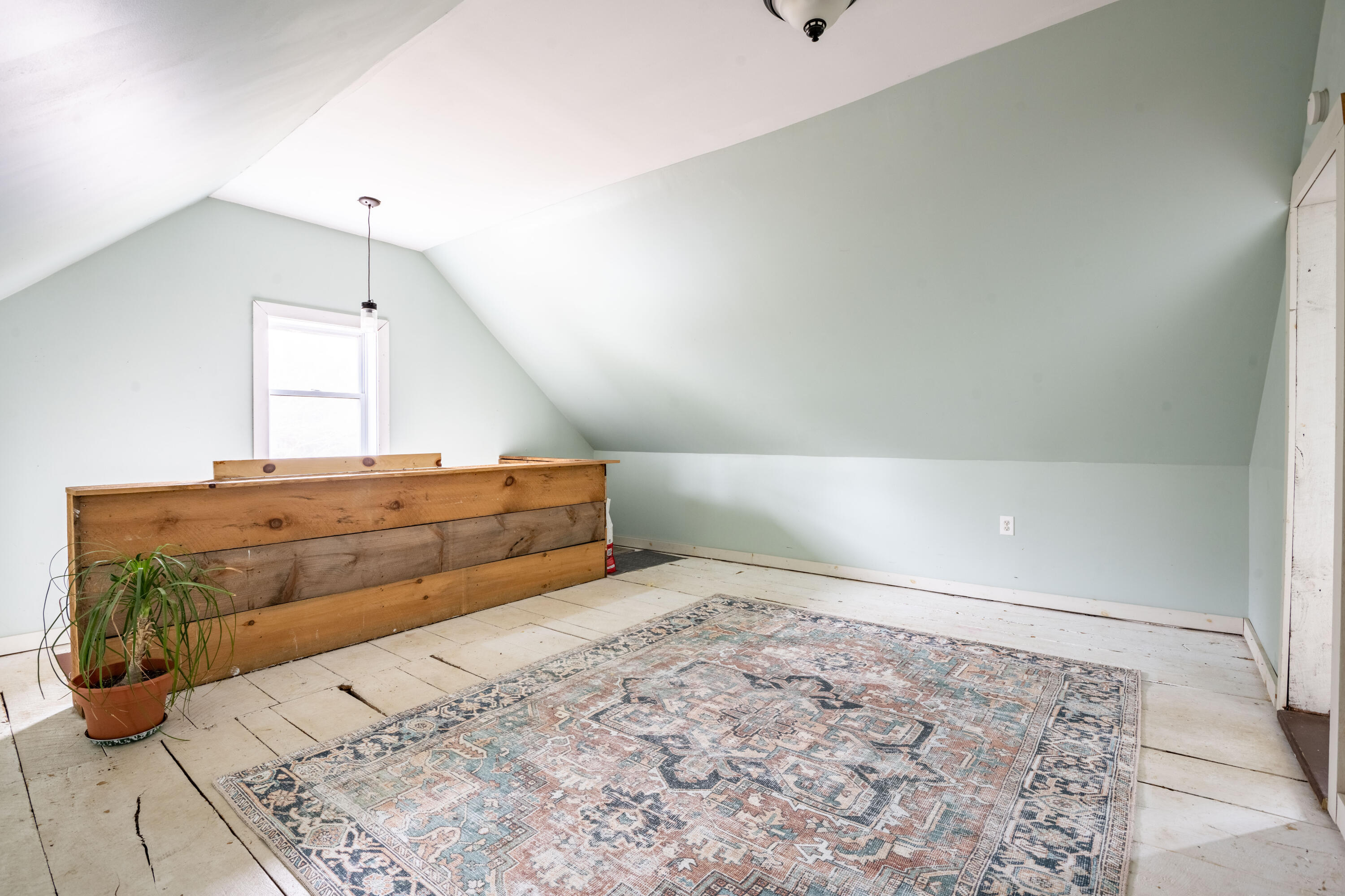 219 Main Street Windham, ME 04062 - Photo 25 of 32 219main-34