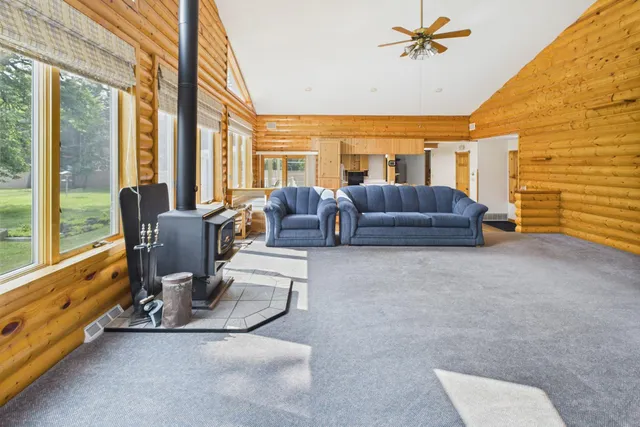 $874,900 | 27181 Ridgewood Drive, Merrifield, MN 56465