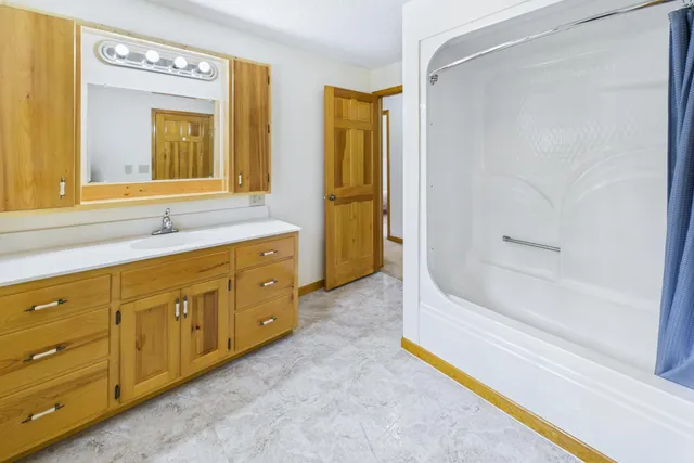 $874,900 | 27181 Ridgewood Drive, Merrifield, MN 56465