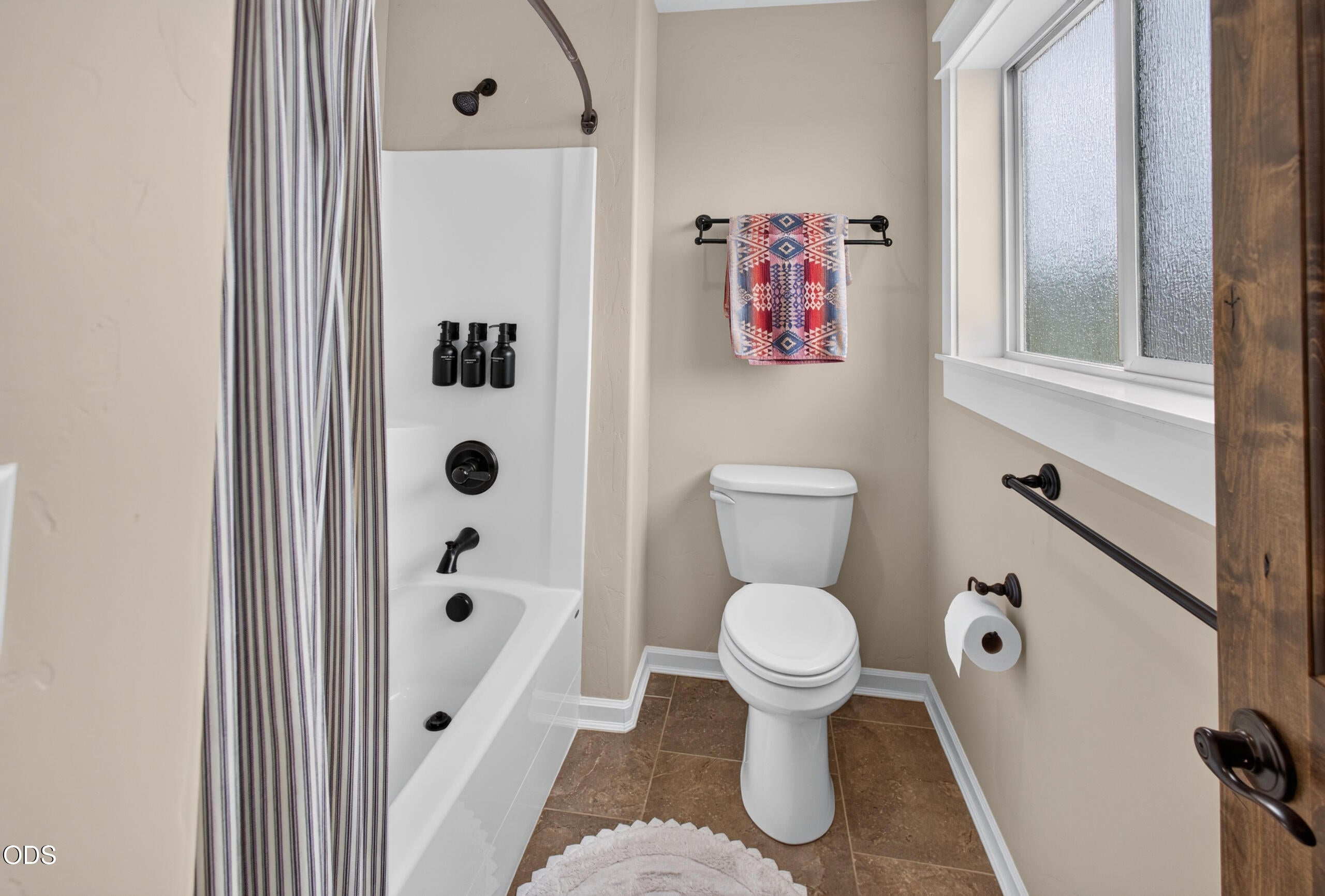 61117 Manhae Loop Bend, OR 97702 - Photo 32 of 56 Gallery Image 32