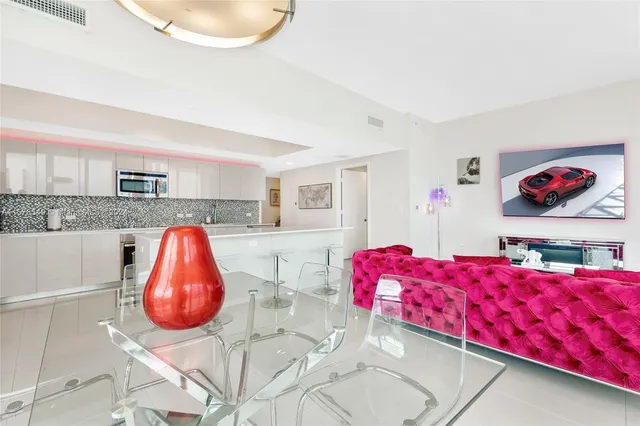 $7,000 | 2600 East Hallandale Beach Boulevard, Unit T3301, Hallandale Beach, FL 33009