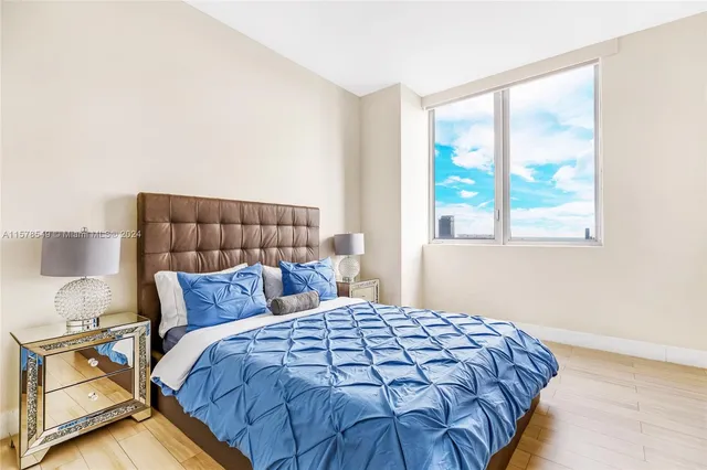 $7,000 | 2600 East Hallandale Beach Boulevard, Unit T3301, Hallandale Beach, FL 33009