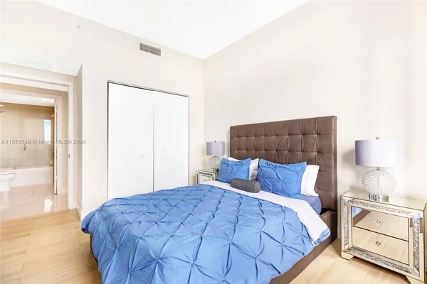 $7,000 | 2600 East Hallandale Beach Boulevard, Unit T3301, Hallandale Beach, FL 33009