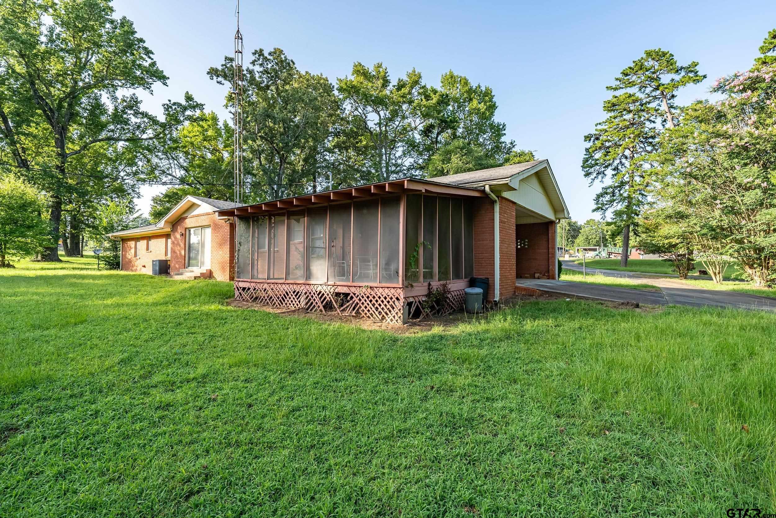 1858 Dickinson Drive Rusk, TX 75785 - Photo 10 of 35
