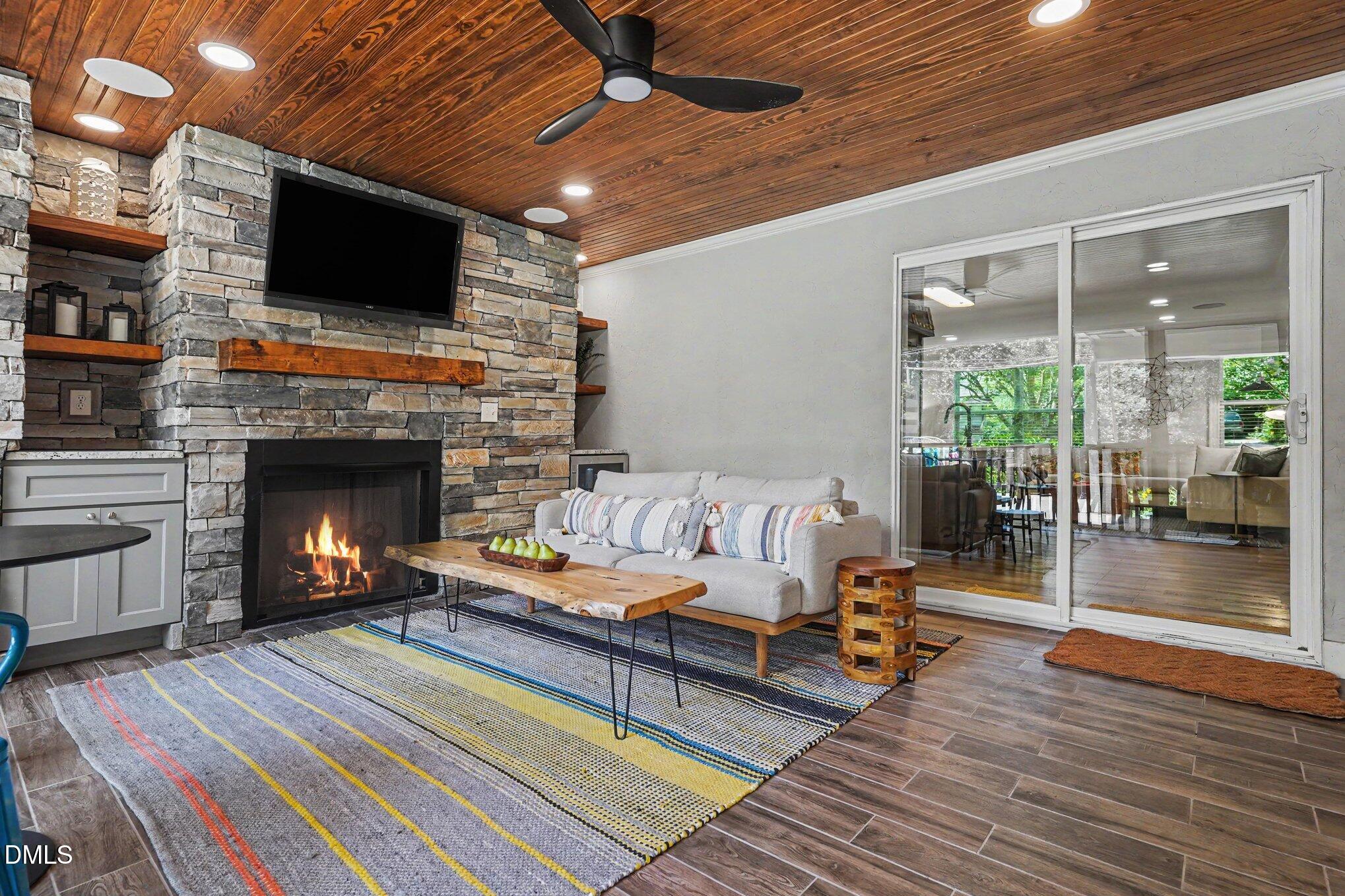 308 North King Charles Road Raleigh, NC 27610 - Photo 8 of 31 006_file_6291