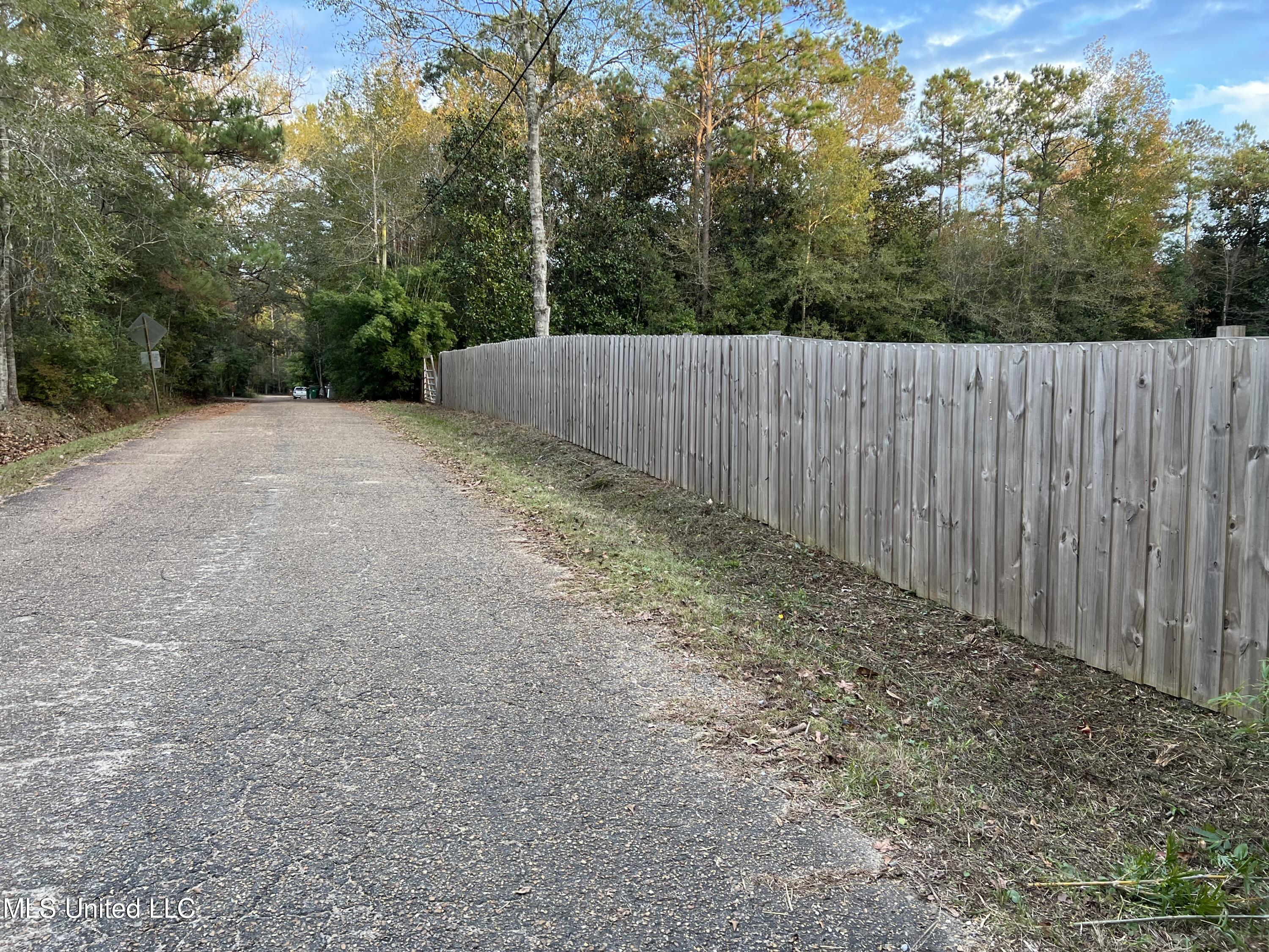 21335 West Mitchell Road Saucier, MS 39574 - Photo 29 of 32 IMG_8408