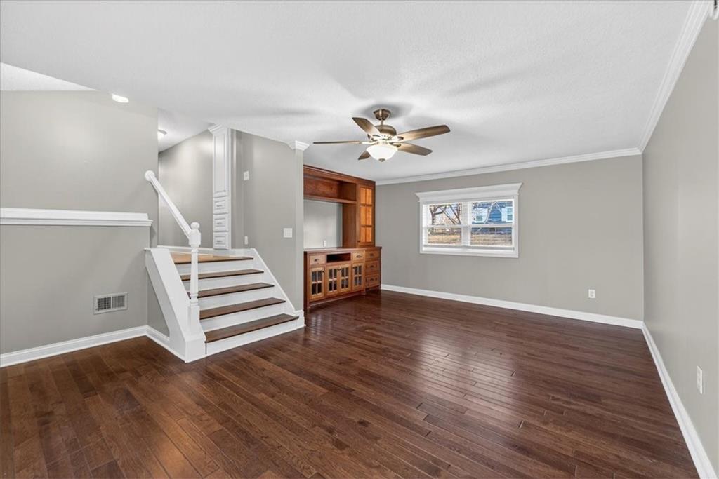 201 South Jackson Street Spring Hill, KS 66083 - Photo 36 of 53