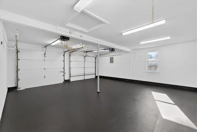 $325,000 | 201 South Jackson Street, Spring Hill, KS 66083