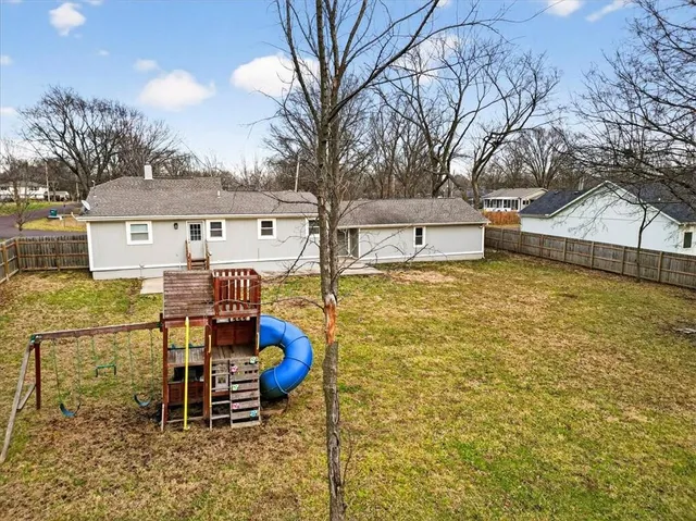 $325,000 | 201 South Jackson Street, Spring Hill, KS 66083