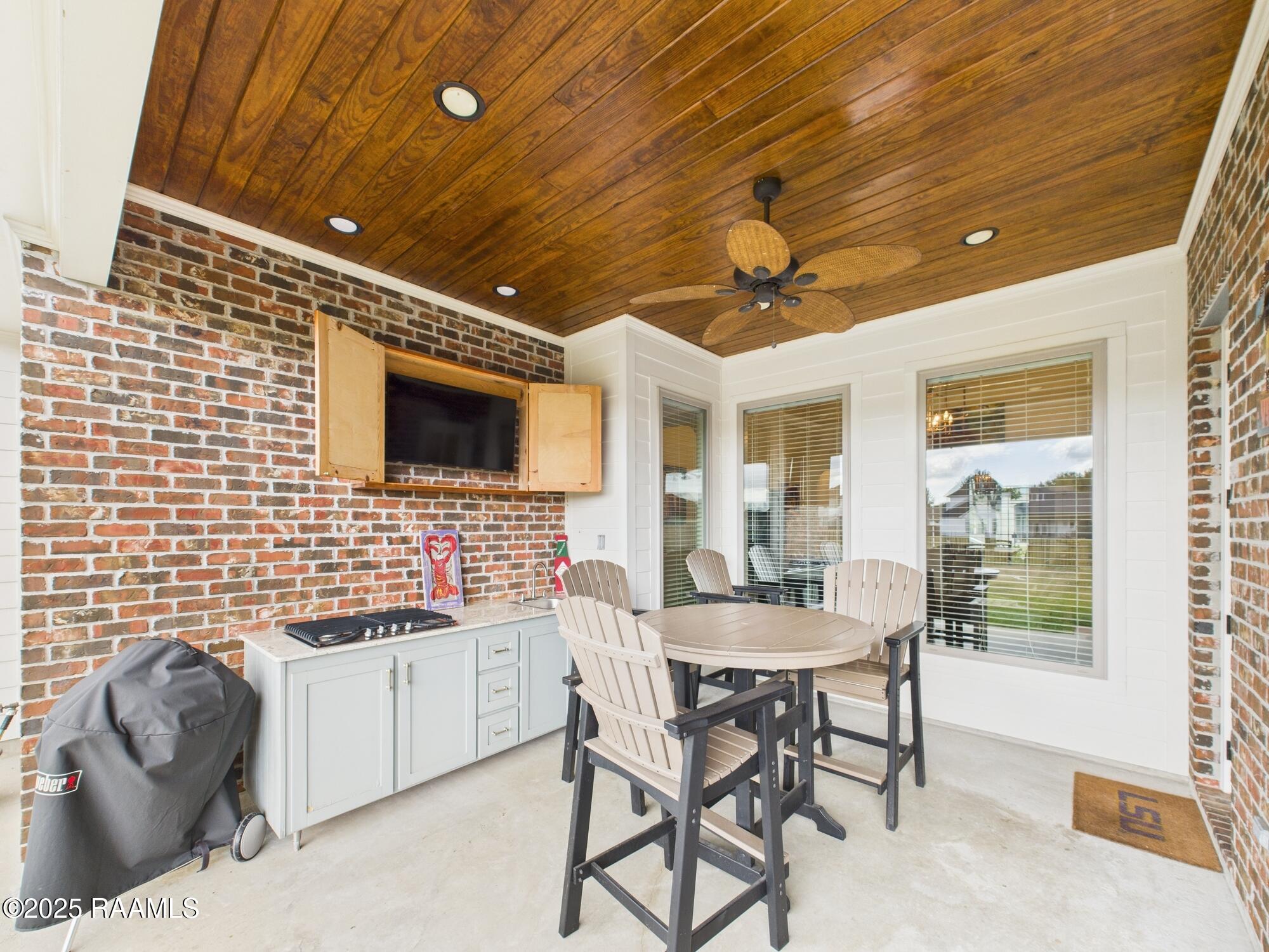 104 Tortoise Lane Broussard, LA 70518 - Photo 24 of 27 CAM03866G0-PR0128-STILL031