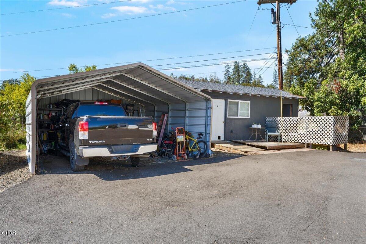 120 Hammel Road Eagle Point, OR 97524 - Photo 36 of 50 Gallery Image 36