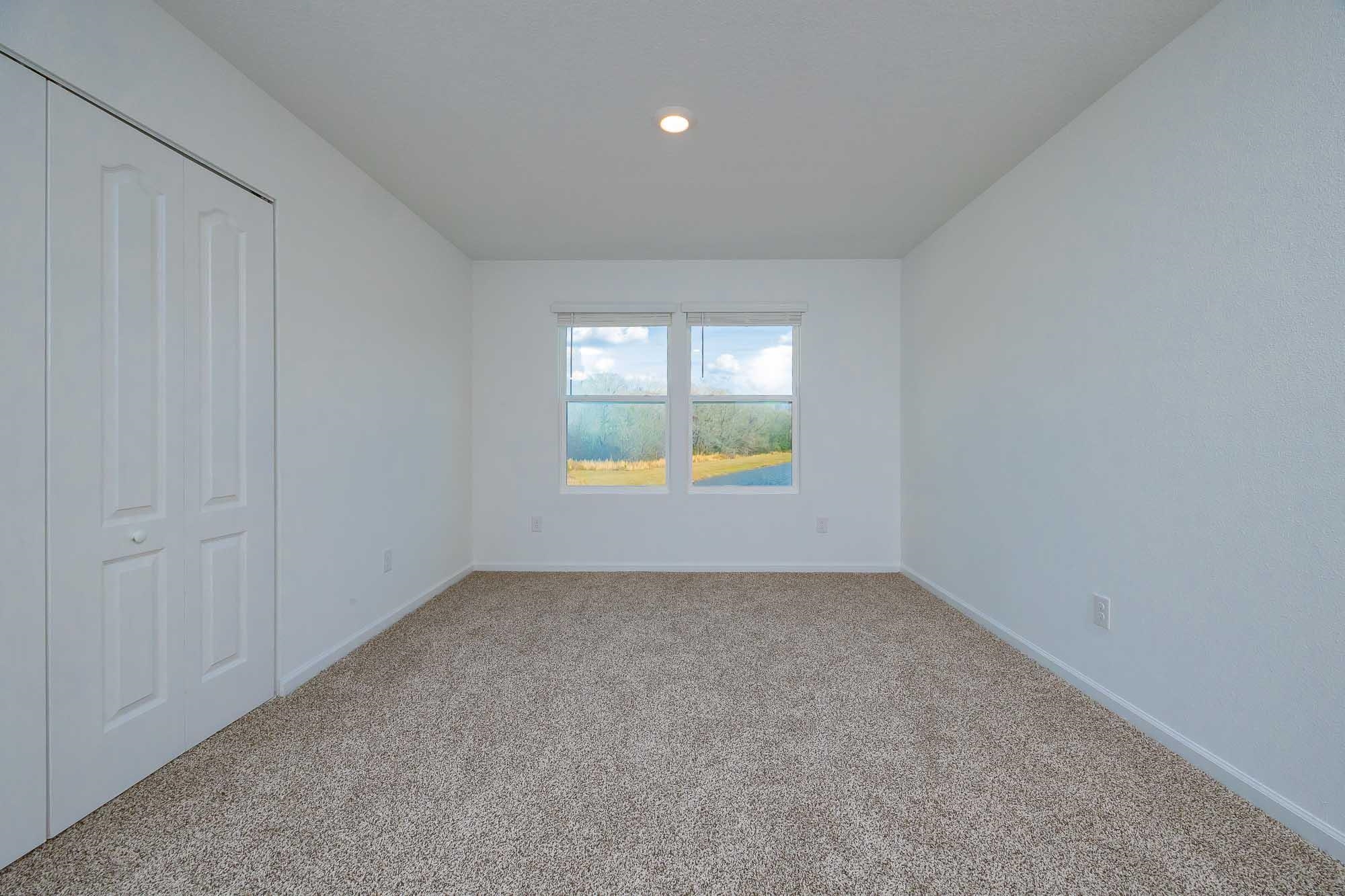 951 Orellana Road St. Augustine, FL 32084 - Photo 24 of 54 an empty room with window