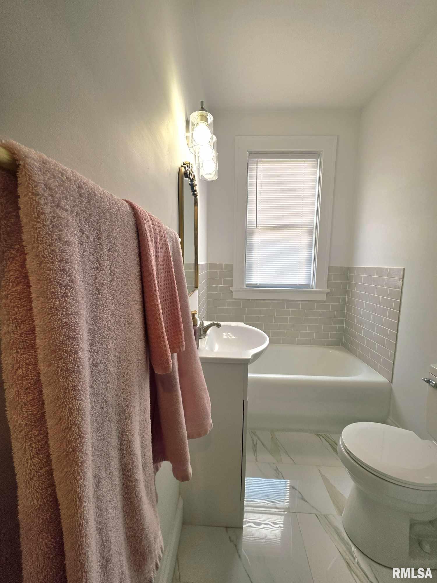 2125 State Street Quincy, IL 62301 - Photo 13 of 27 Gallery Image 13