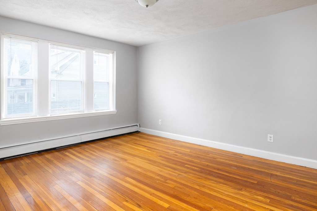 77 Green Street Lynn, MA 01902 - Photo 5 of 12