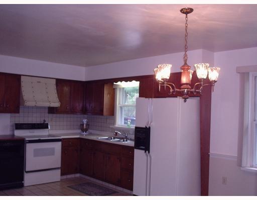 2969 Ridge Rd Extension Economy, PA 15005 - Photo 6 of 11 Kitchen.