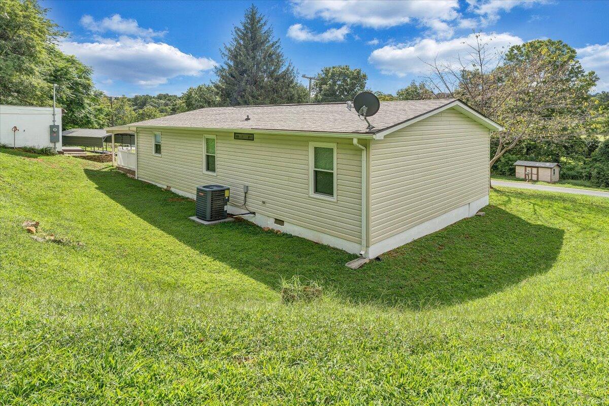 3488 Webster Road Blue Ridge, VA 24064 - Photo 24 of 30 36-MIB00112