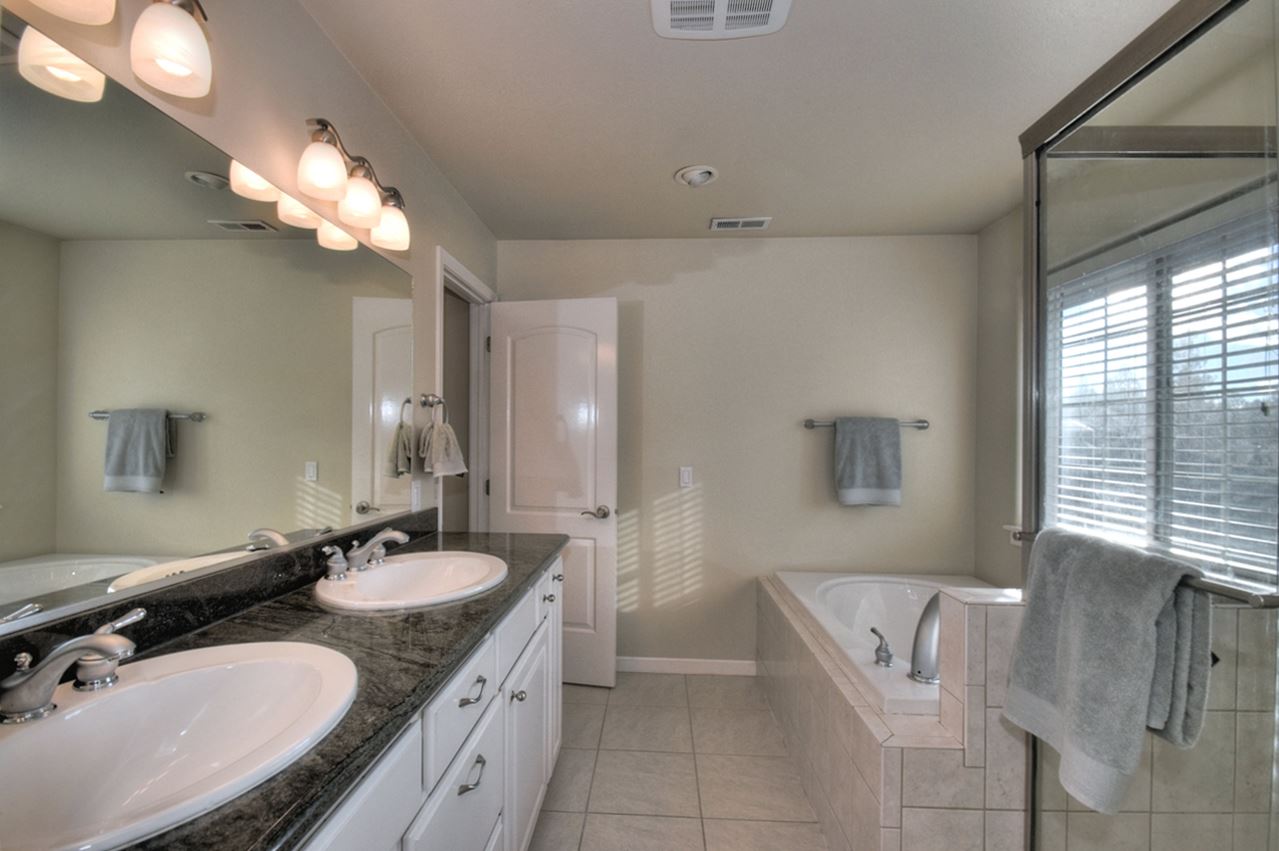 725 East Golden Road Spokane, WA 99208 - Photo 11 of 20 Gallery Image 11