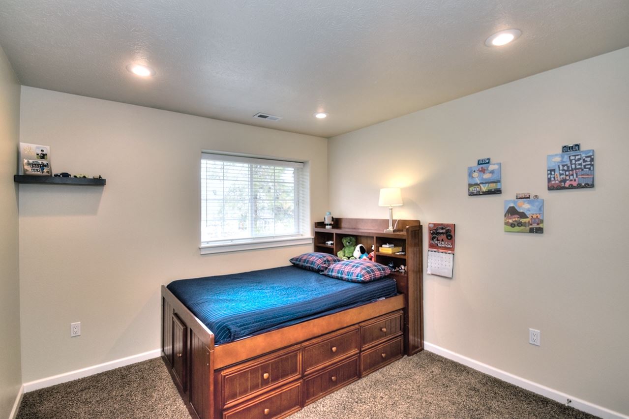 725 East Golden Road Spokane, WA 99208 - Photo 12 of 20 Gallery Image 12