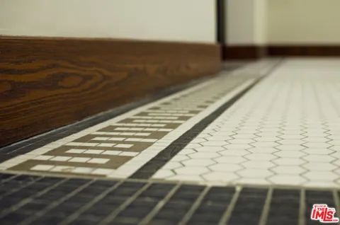 $2,700 | 315 West 5th Street, Unit 1002, Los Angeles, CA 90013